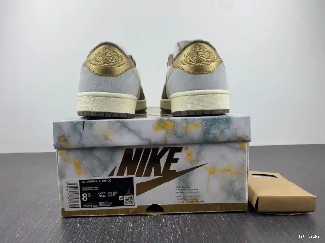 1st Kicks the OG Rabbit Year Air Retro Low Jordan 1 of DV1312-200 0531